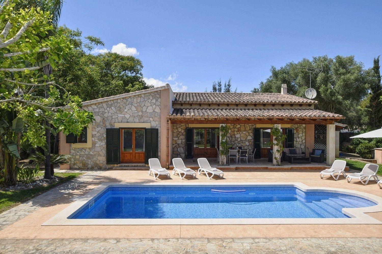 Ferienhaus Moderne Mit Privatem Pool In *