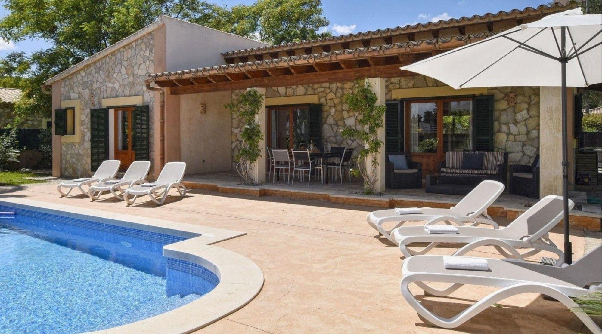 Ferienhaus Moderne Mit Privatem Pool In Crestatx